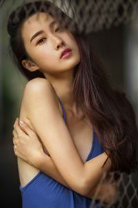 两个人免费高清在线观看WWW