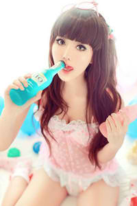 《一江水李维》