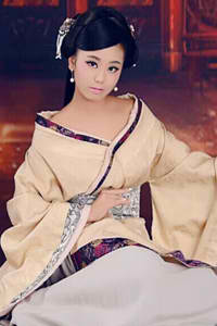 丰满少妇被猛烈进AV毛片