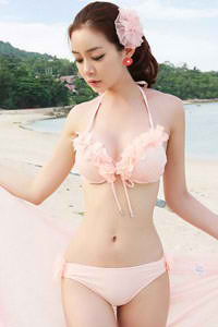 拜托了身边的她